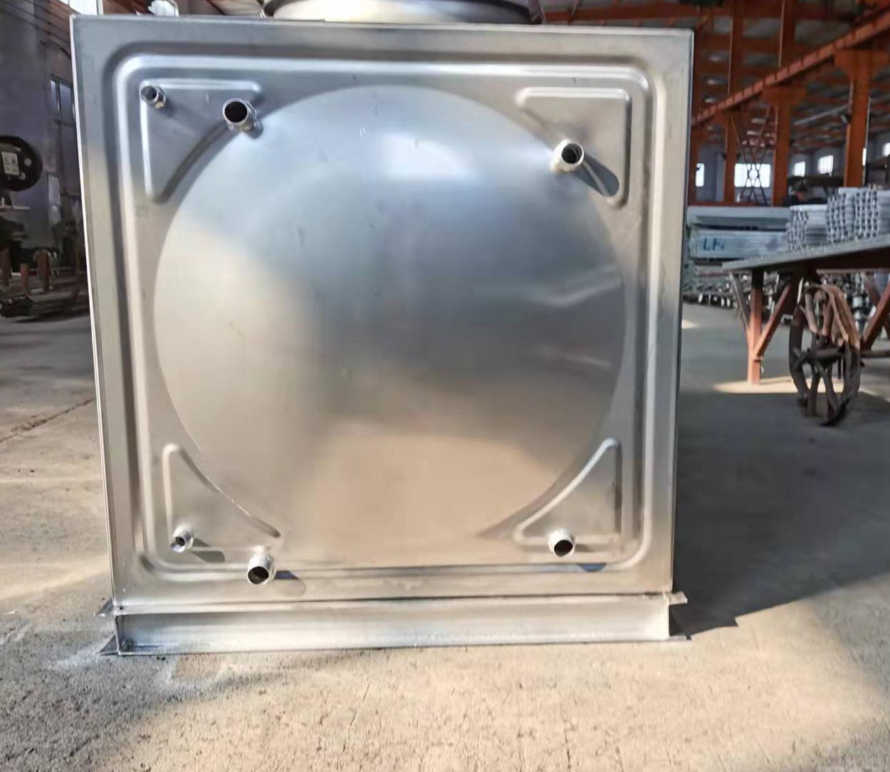 如何安裝不銹鋼水箱？